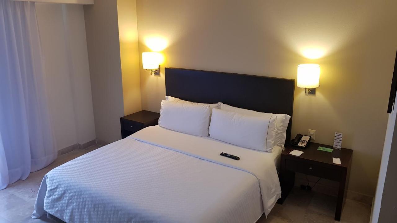 Fiesta Inn Coatzacoalcos Eksteriør billede